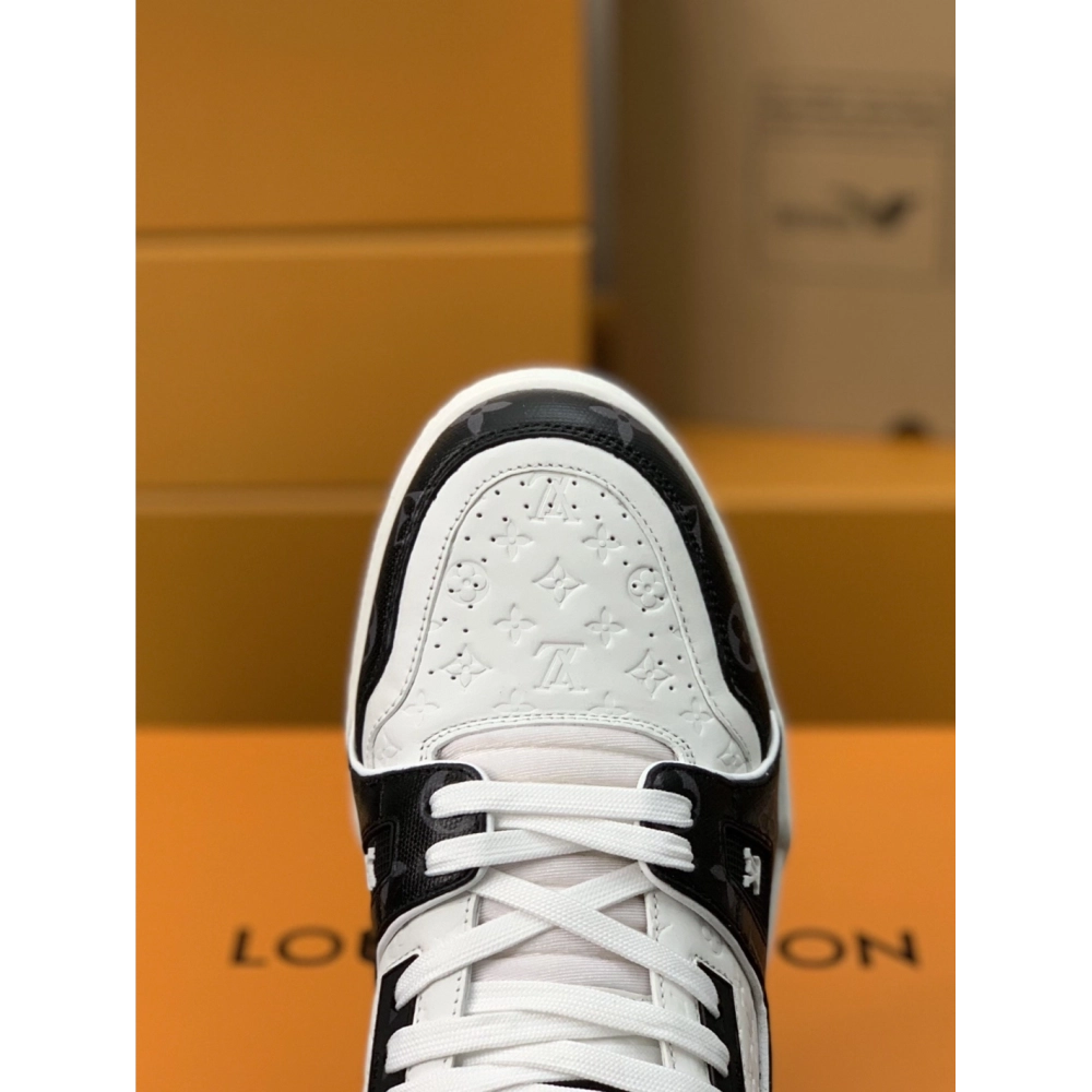 Louis Vuitton Trainer Sneakers,LOUIS VUITTON
