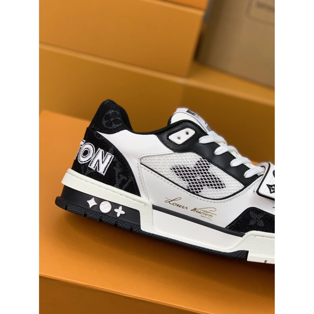 Louis Vuitton Trainer Sneakers,LOUIS VUITTON