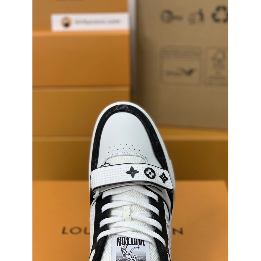 Louis Vuitton Trainer Sneakers,LOUIS VUITTON