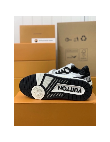 Louis Vuitton Trainer Sneakers,LOUIS VUITTON
