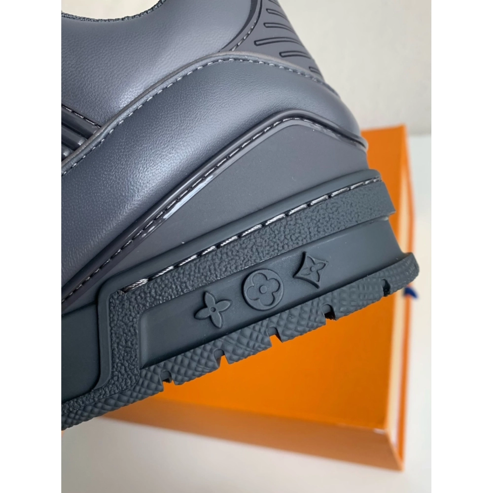 Louis Vuitton Trainer Sneakers,LOUIS VUITTON