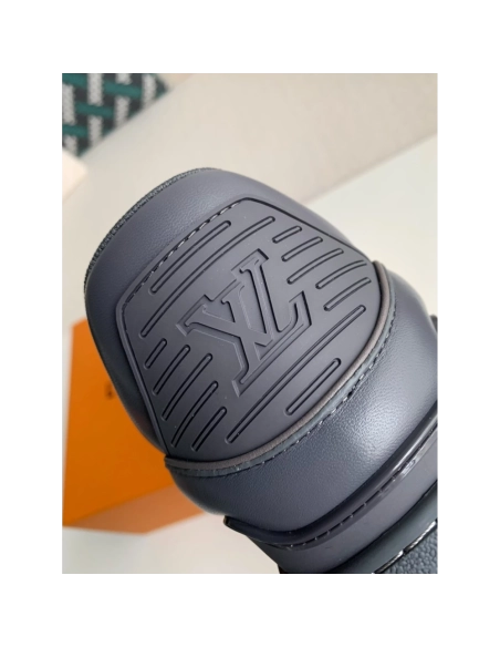 Louis Vuitton Trainer Sneakers,LOUIS VUITTON
