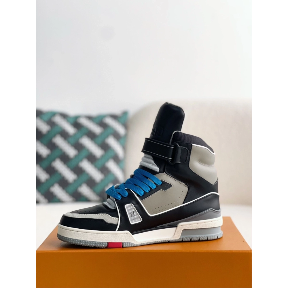 Louis Vuitton Trainer Sneakers,LOUIS VUITTON