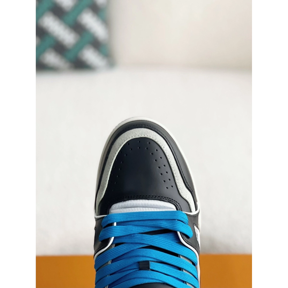 Louis Vuitton Trainer Sneakers,LOUIS VUITTON