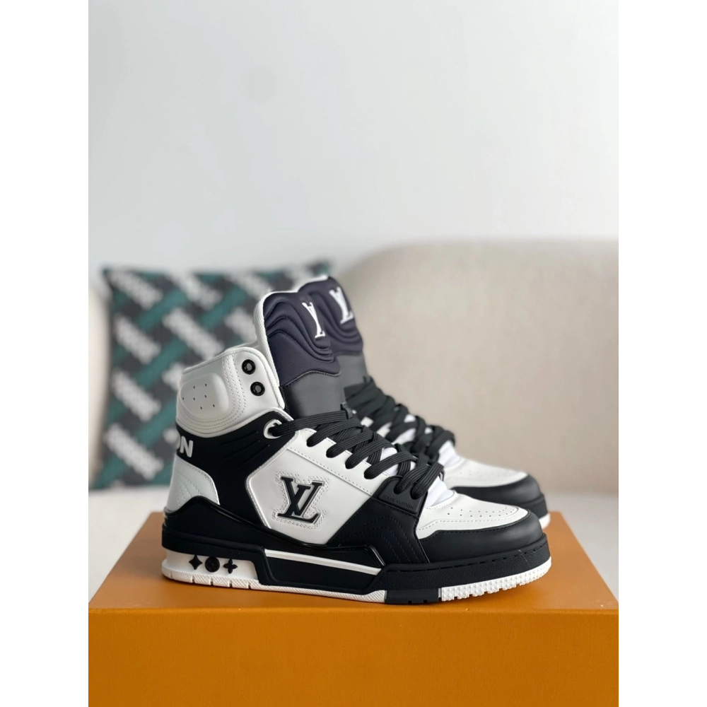 Louis Vuitton Trainer Sneakers,LOUIS VUITTON