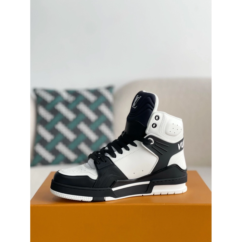 Louis Vuitton Trainer Sneakers,LOUIS VUITTON