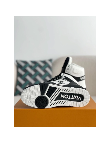 Louis Vuitton Trainer Sneakers,LOUIS VUITTON