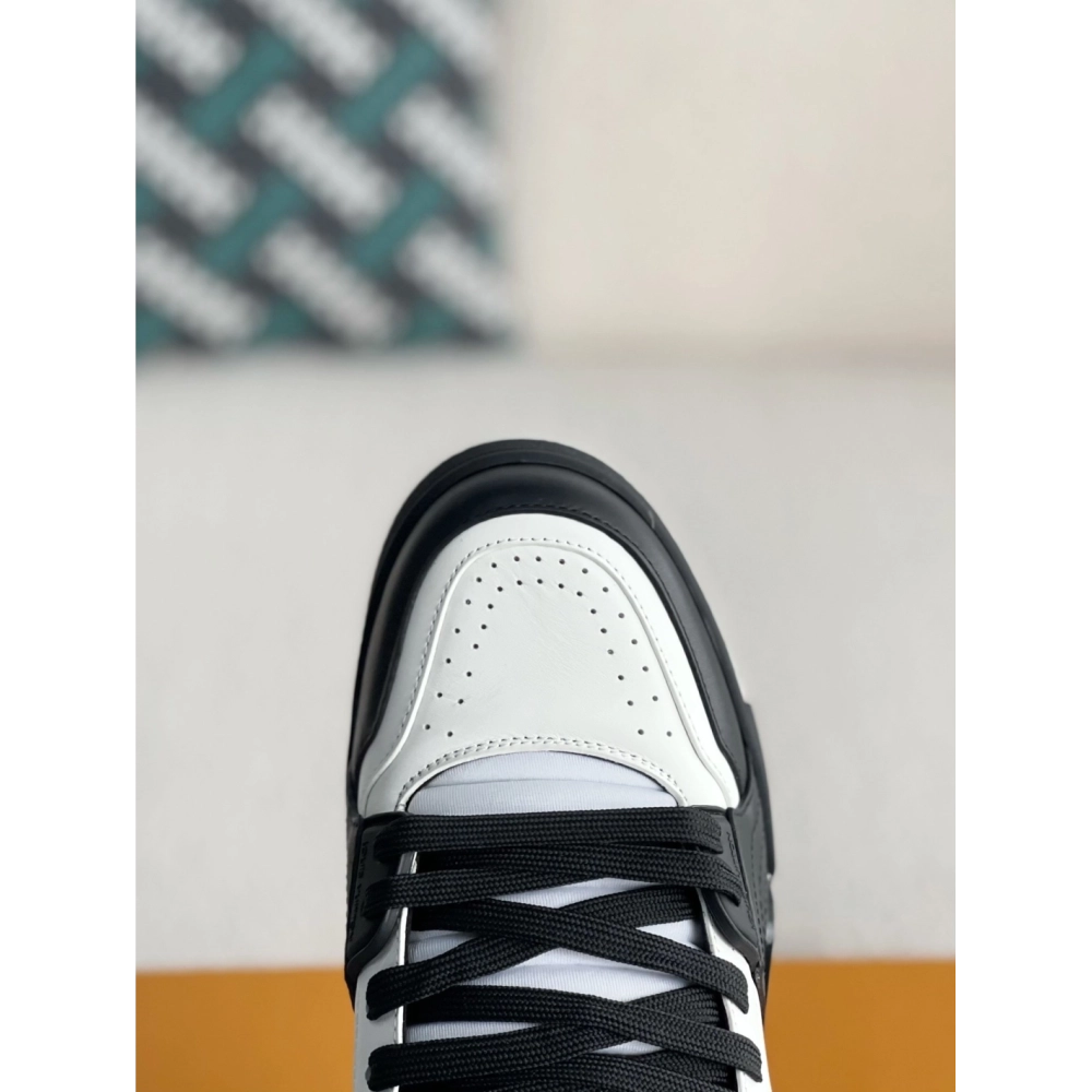 Louis Vuitton Trainer Sneakers,LOUIS VUITTON