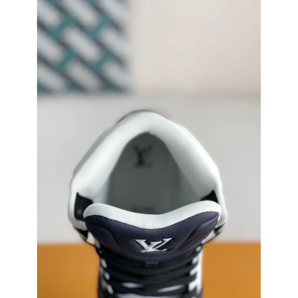 Louis Vuitton Trainer Sneakers,LOUIS VUITTON