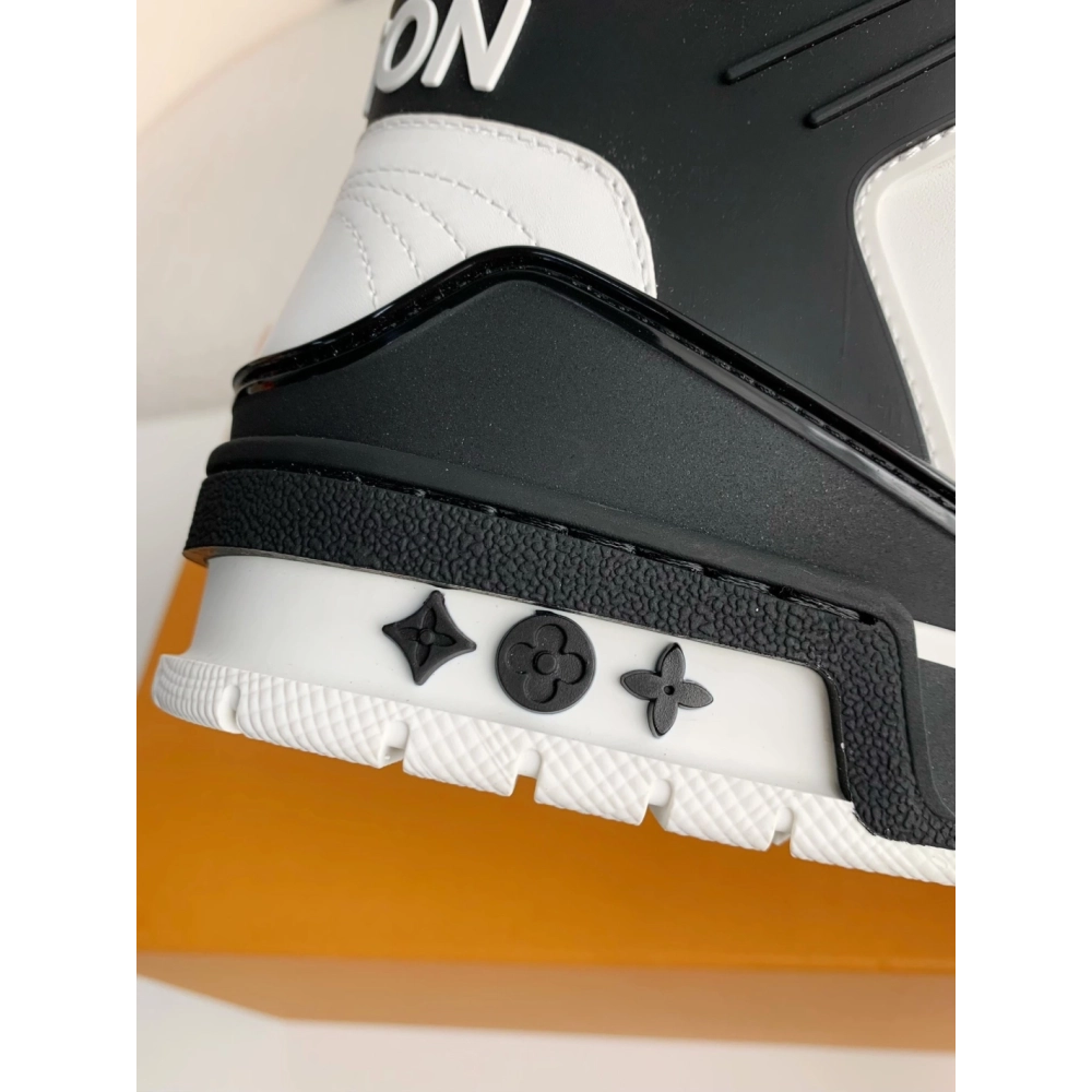 Louis Vuitton Trainer Sneakers,LOUIS VUITTON