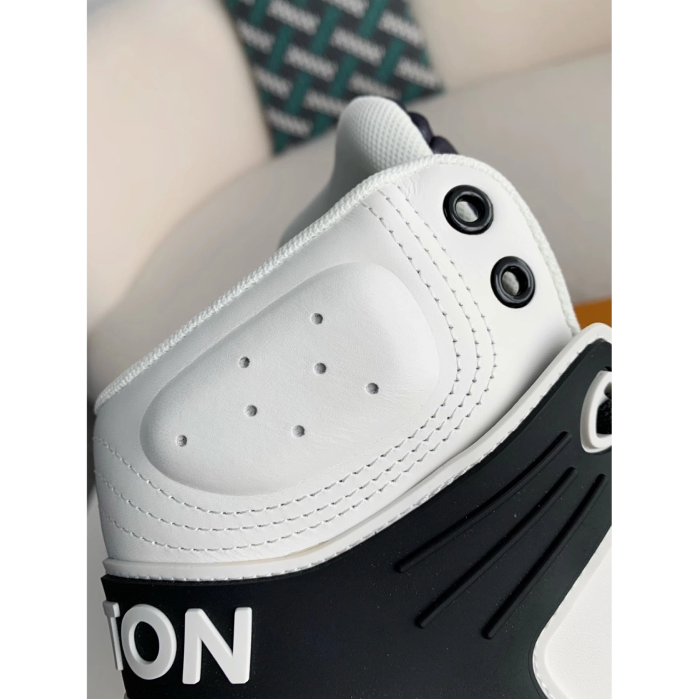 Louis Vuitton Trainer Sneakers,LOUIS VUITTON