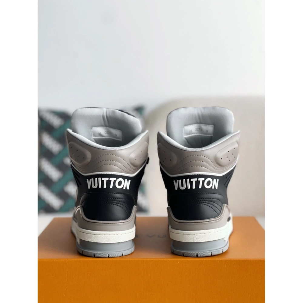 Louis Vuitton Trainer Sneakers,LOUIS VUITTON