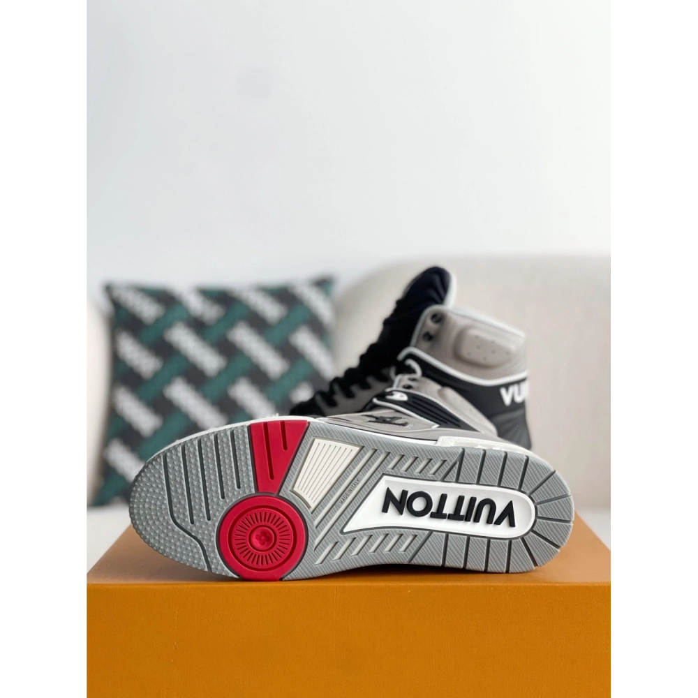 Louis Vuitton Trainer Sneakers,LOUIS VUITTON
