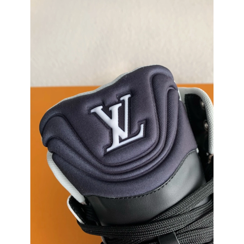 Louis Vuitton Trainer Sneakers,LOUIS VUITTON