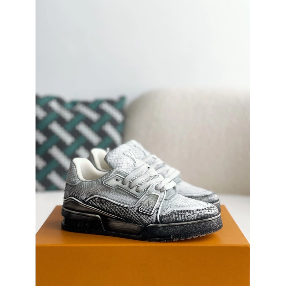 Louis Vuitton Trainer Sneakers,LOUIS VUITTON