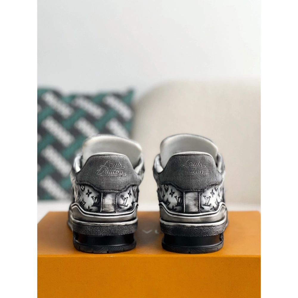 Louis Vuitton Trainer Sneakers,LOUIS VUITTON