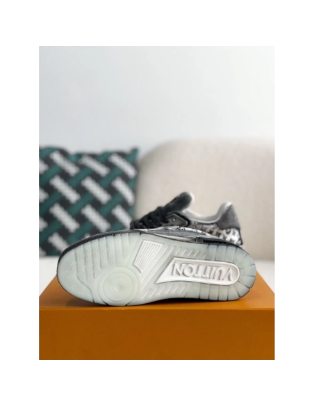 Louis Vuitton Trainer Sneakers,LOUIS VUITTON