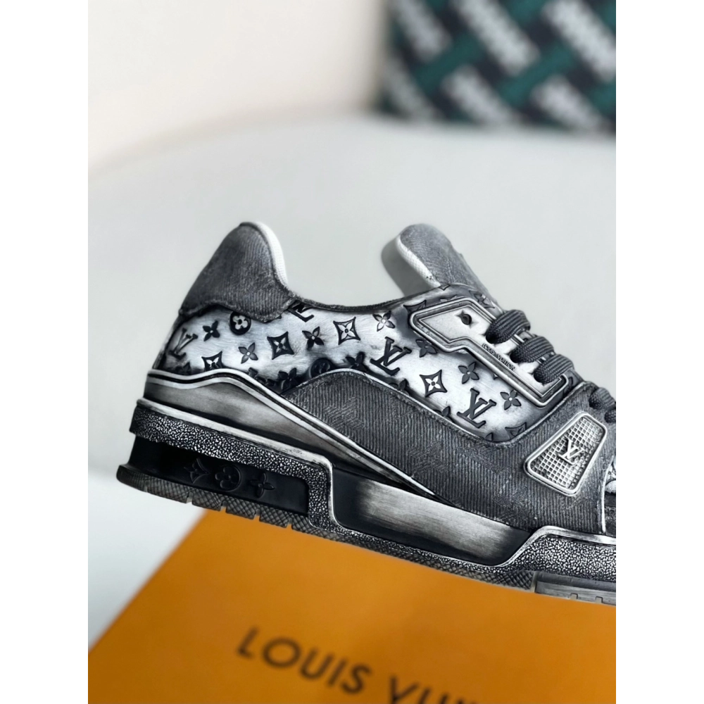Louis Vuitton Trainer Sneakers,LOUIS VUITTON
