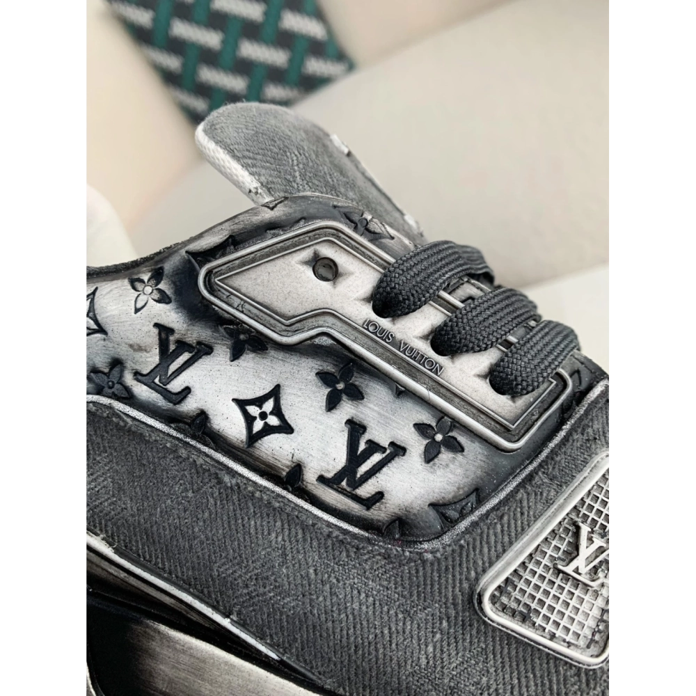 Louis Vuitton Trainer Sneakers,LOUIS VUITTON