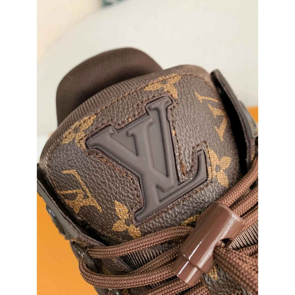 Louis Vuitton Trainer Sneakers,LOUIS VUITTON
