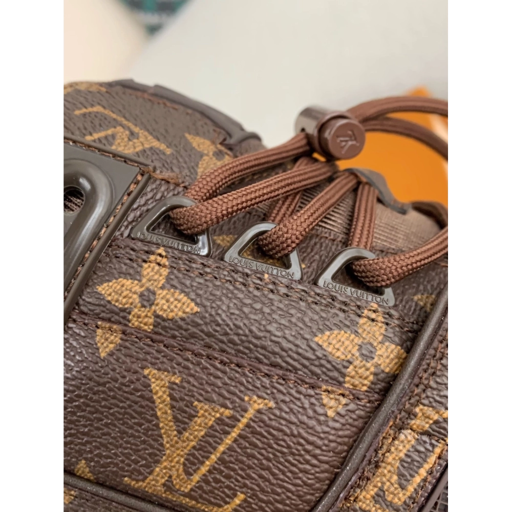 Louis Vuitton Trainer Sneakers,LOUIS VUITTON