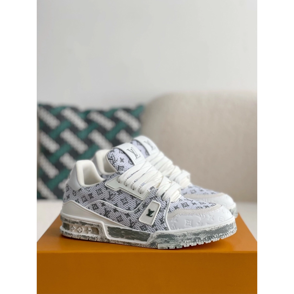 Louis Vuitton Trainer Sneakers,LOUIS VUITTON