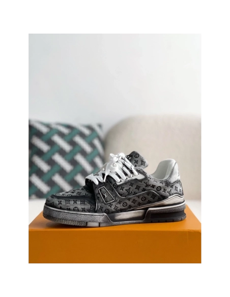 Louis Vuitton Trainer Sneakers,LOUIS VUITTON
