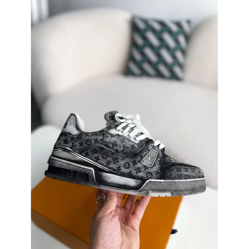 Louis Vuitton Trainer Sneakers,LOUIS VUITTON