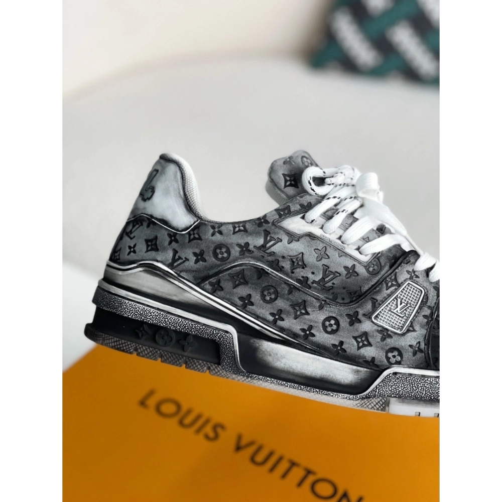 Louis Vuitton Trainer Sneakers,LOUIS VUITTON