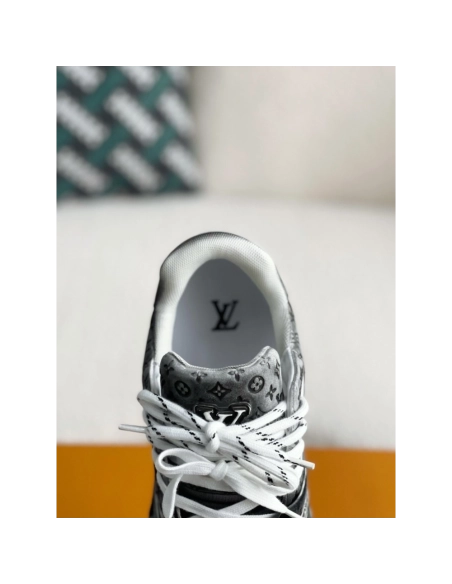 Louis Vuitton Trainer Sneakers,LOUIS VUITTON