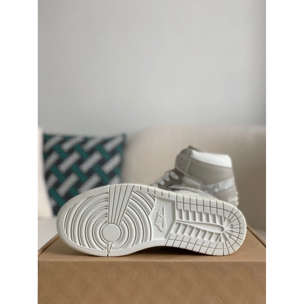Louis Vuitton X Nike Air Jorda 1 High Aj1 Sneakers,LOUIS VUITTON