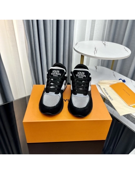 Lv Sneaker,LOUIS VUITTON