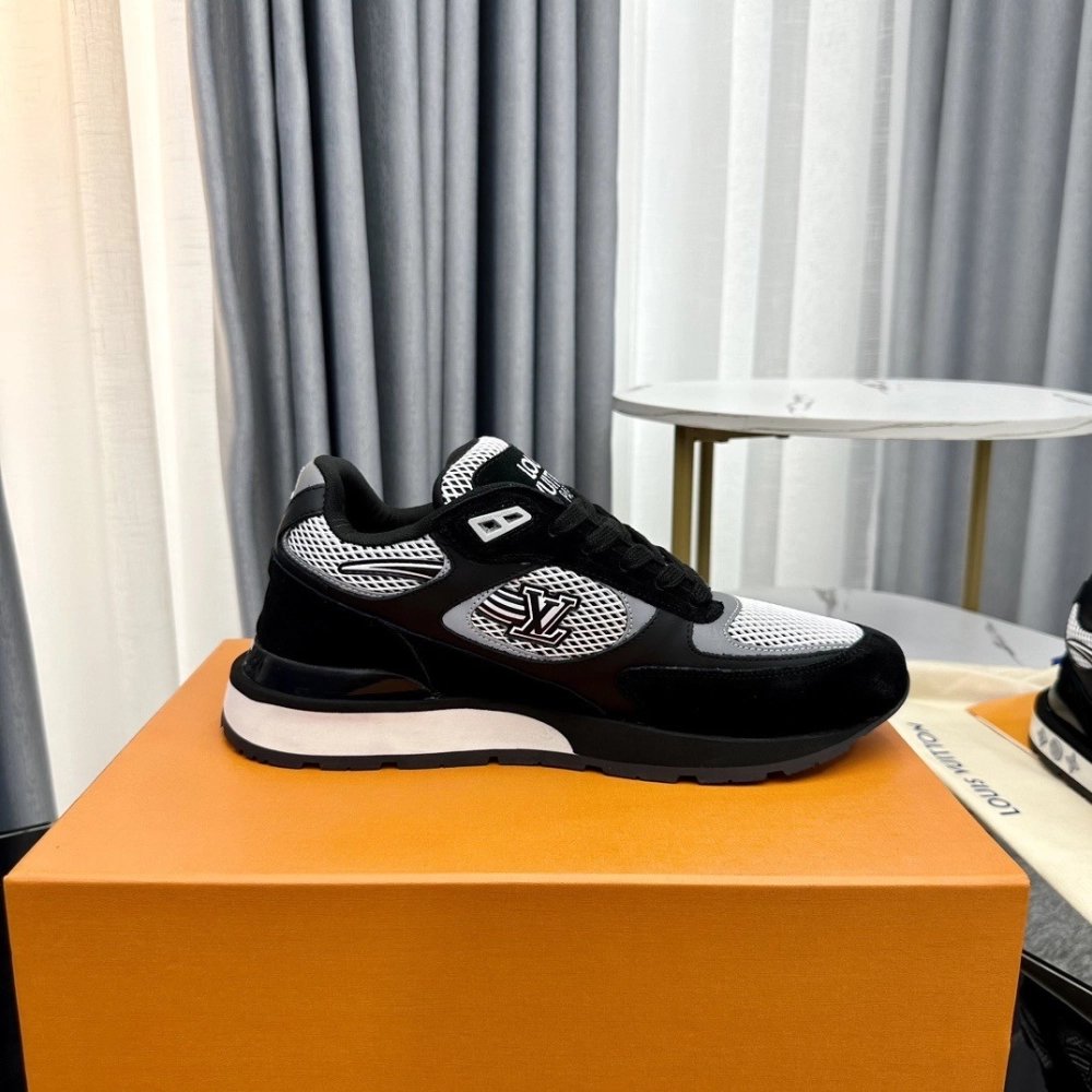 Lv Sneaker,LOUIS VUITTON