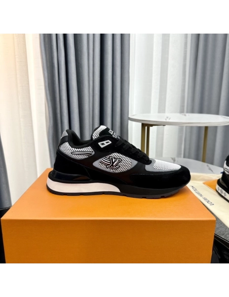 Lv Sneaker,LOUIS VUITTON