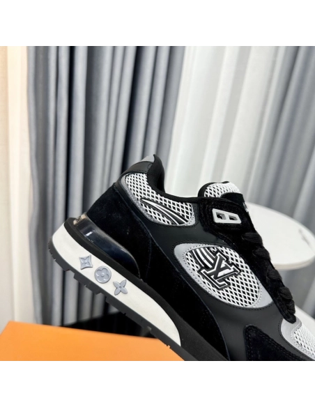Lv Sneaker,LOUIS VUITTON