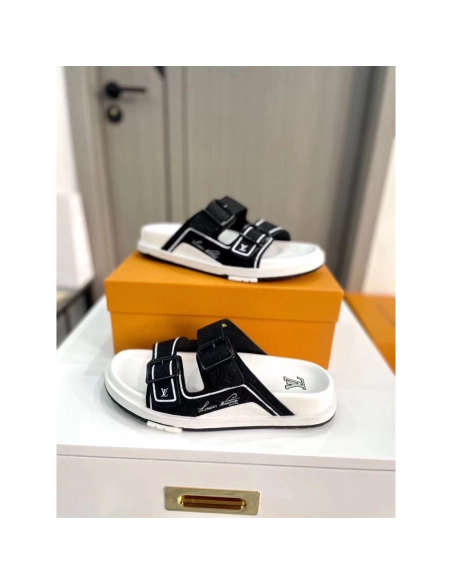 Louis Vuitton Man Slippers,LOUIS VUITTON