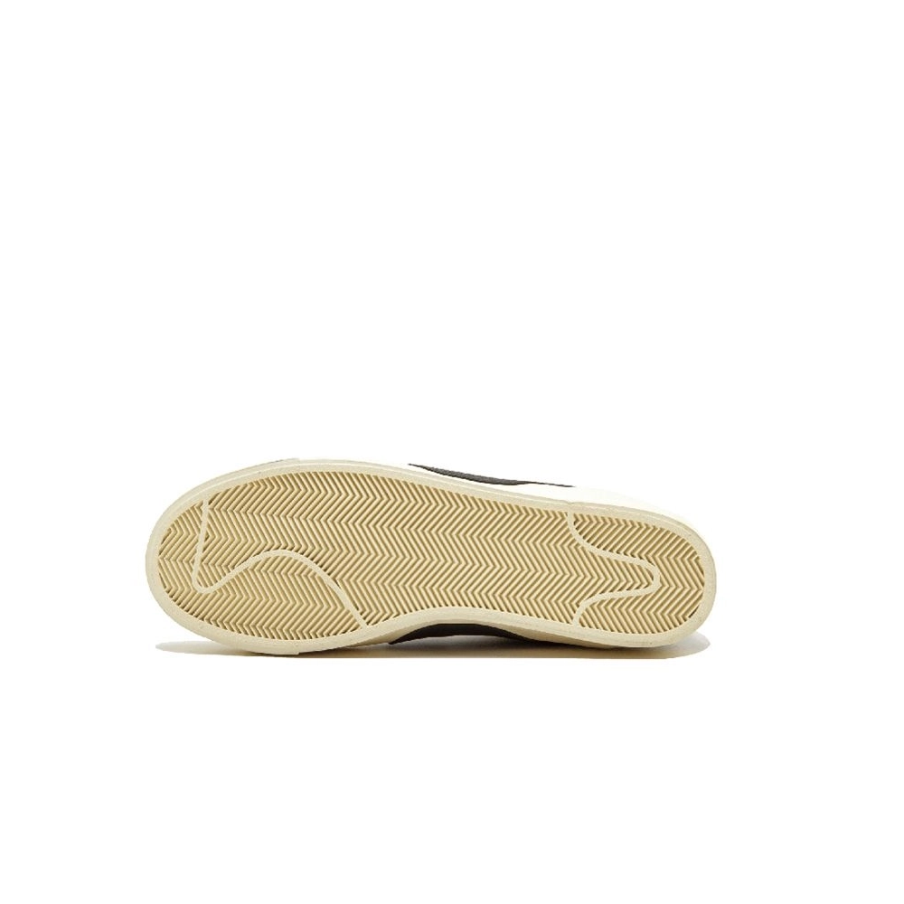 OFF-WHITE,NIKE SHOES,AA3832-100