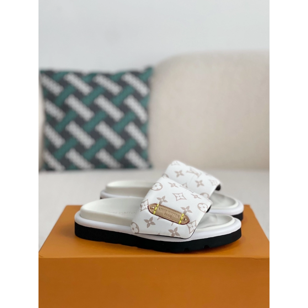 Louis Vuitton Slippers,LOUIS VUITTON