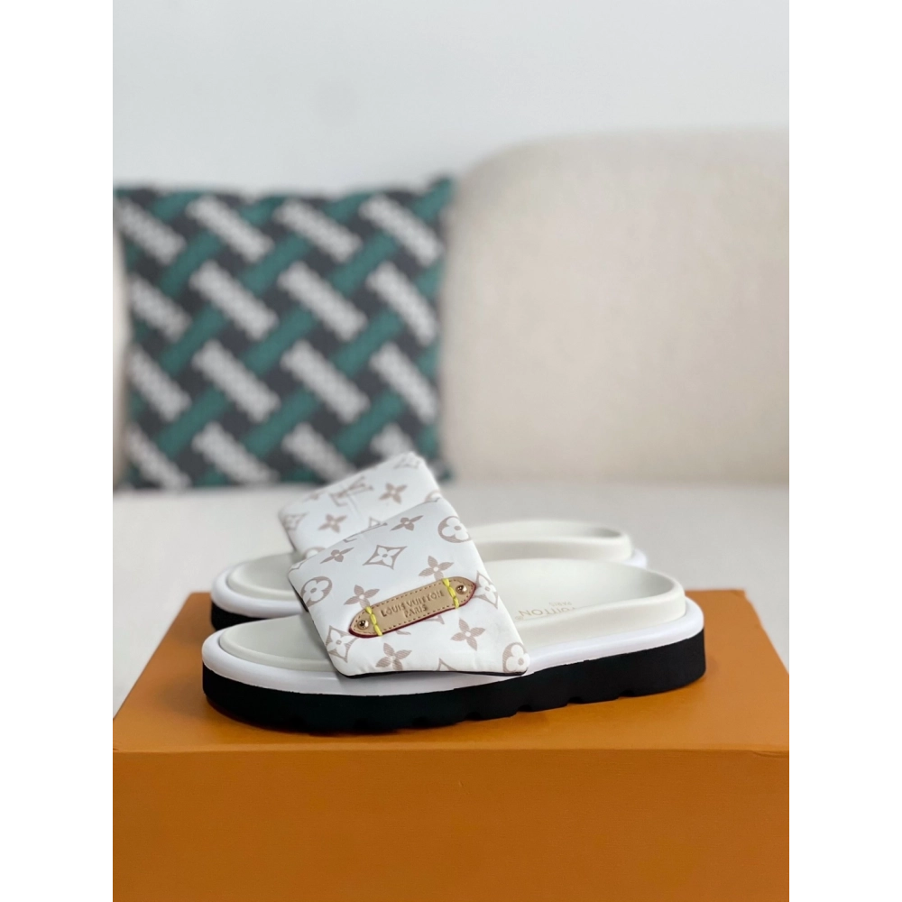Louis Vuitton Slippers,LOUIS VUITTON
