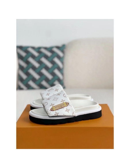 Louis Vuitton Slippers,LOUIS VUITTON