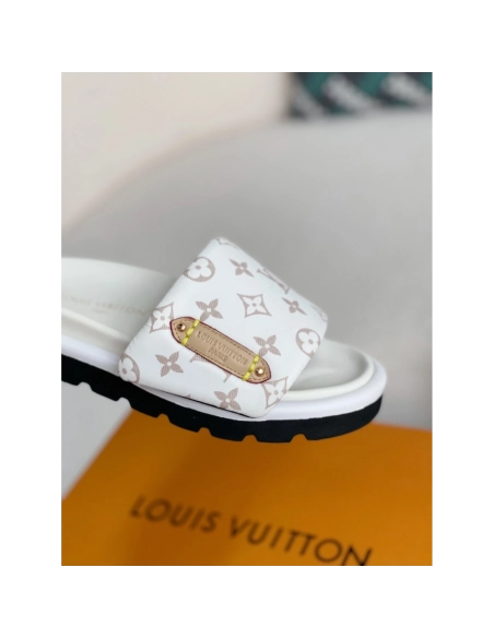 Louis Vuitton Slippers,LOUIS VUITTON