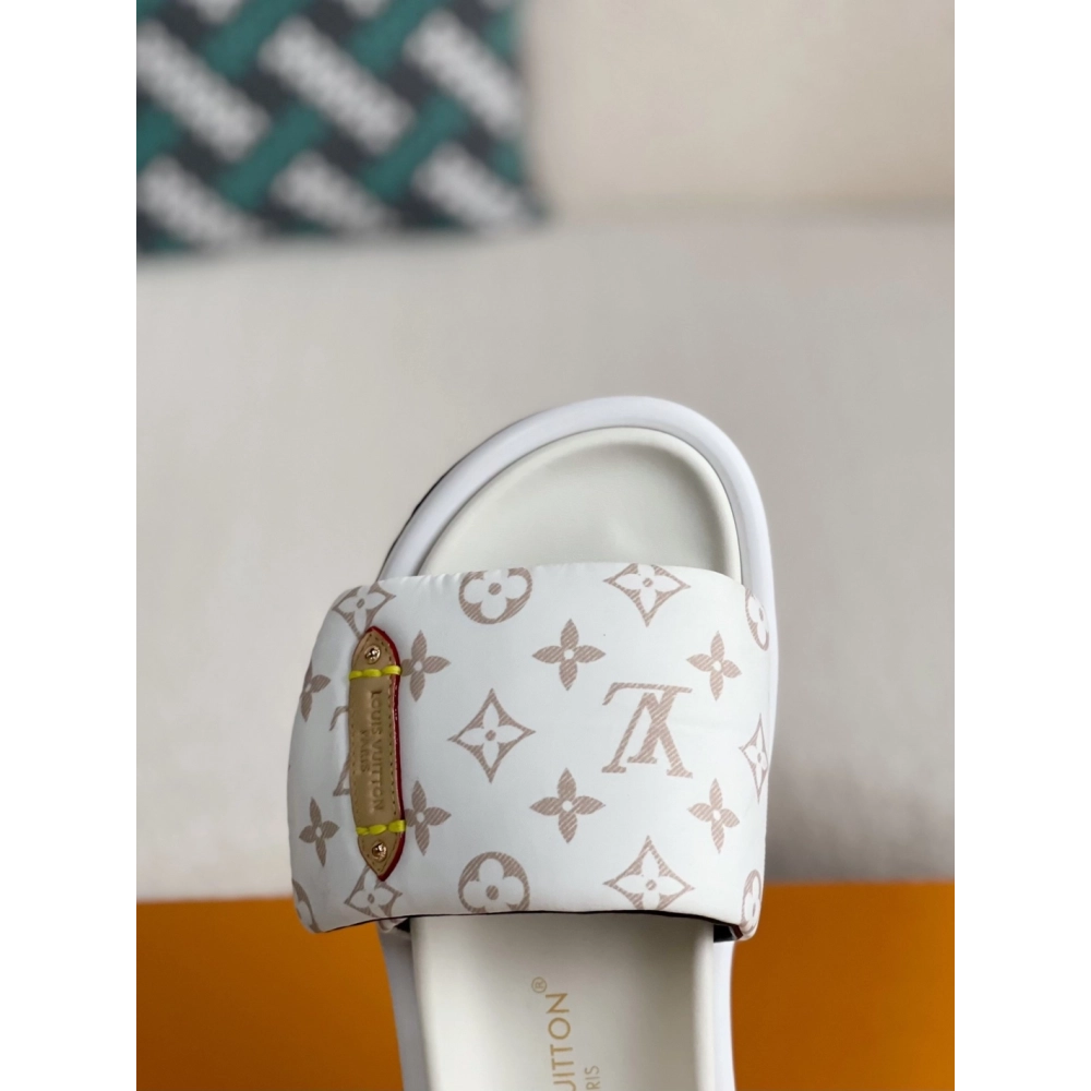 Louis Vuitton Slippers,LOUIS VUITTON