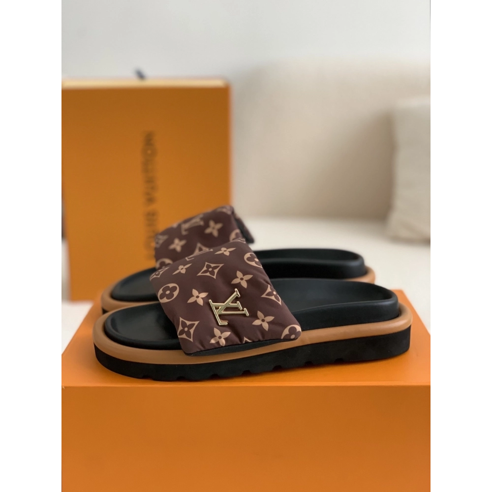 Louis Vuitton Slippers,LOUIS VUITTON