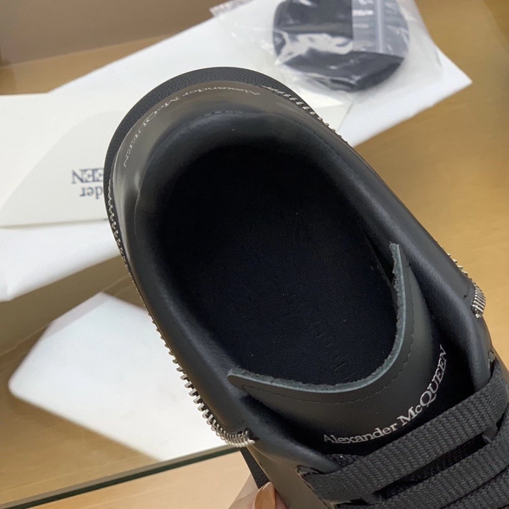 Alexander McQueen MQ All black zip Sneakers,Alexander McQueen,High quality Free shipping