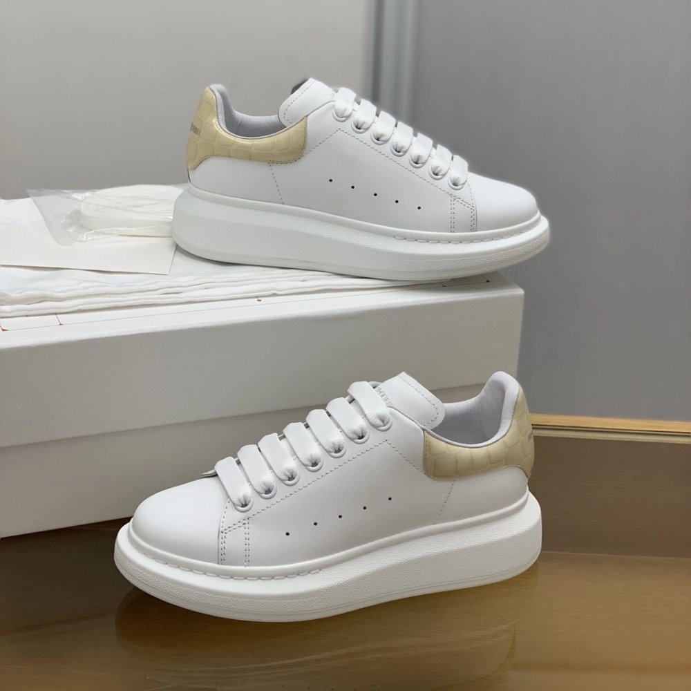 Alexander McQueen MQ Apricot bead Stone grain tail Sneakers,Alexander McQueen,High quality Free shipping