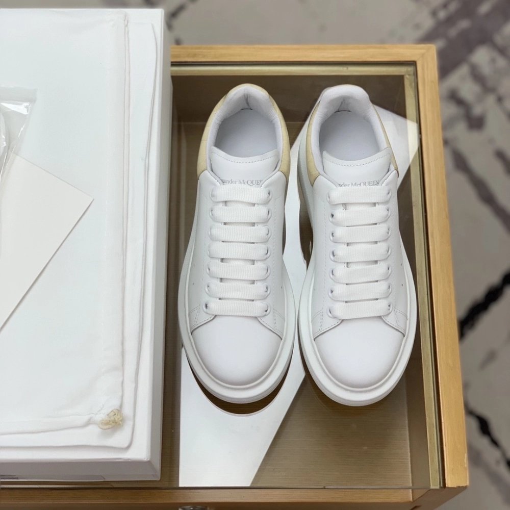 Alexander McQueen MQ Apricot bead Stone grain tail Sneakers,Alexander McQueen,High quality Free shipping