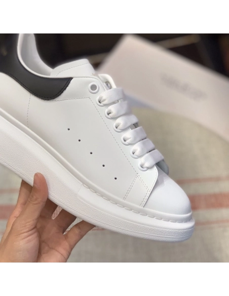 Alexander McQueen MQ black cowhide tail Sneakers,Alexander McQueen,High quality Free shipping