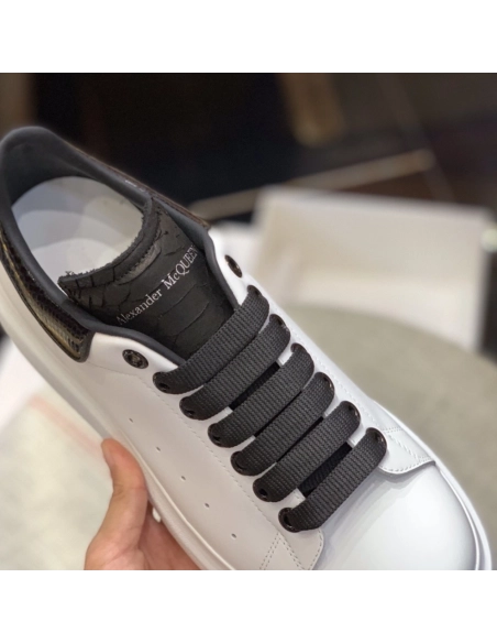 Alexander McQueen MQ Black snake-grain patternTail Sneakers,Alexander McQueen,High quality Free shipping