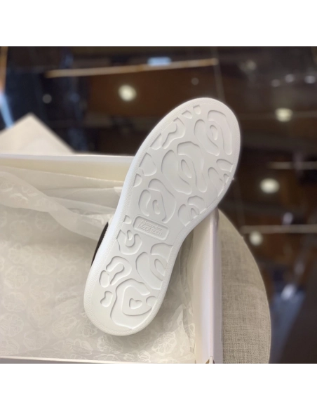 Alexander McQueen MQ Black velvet tail Sneakers,Alexander McQueen,High quality Free shipping