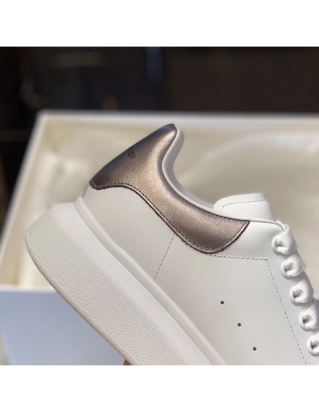 Alexander McQueen MQ gun-black tail Sneakers,Alexander McQueen,High quality Free shipping